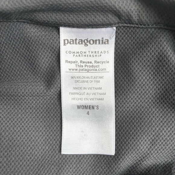 Patagonia Quandary 5" Hiking Shorts in Forge Grey/Charcoal Size 4 - Picture 9 of 17